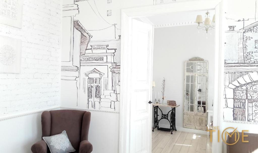Le Tua Apartment Lxt By กรอดโน ภายนอก รูปภาพ
