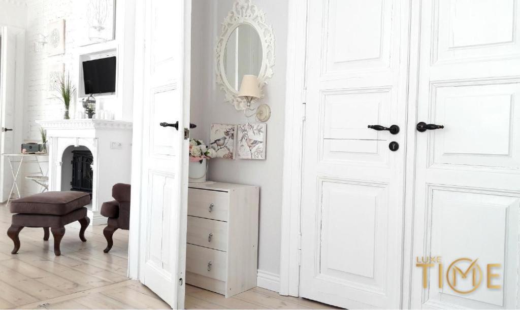 Le Tua Apartment Lxt By กรอดโน ภายนอก รูปภาพ